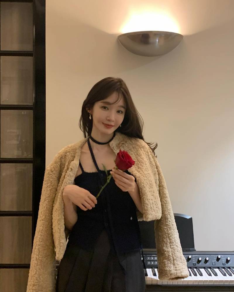 𝙅𝙊𝙉𝙉𝘼 놀랍다는 강민경 사복 변화.JPG | 인스티즈