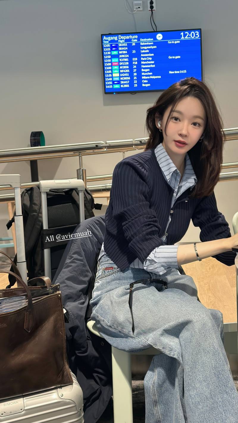 𝙅𝙊𝙉𝙉𝘼 놀랍다는 강민경 사복 변화.JPG | 인스티즈