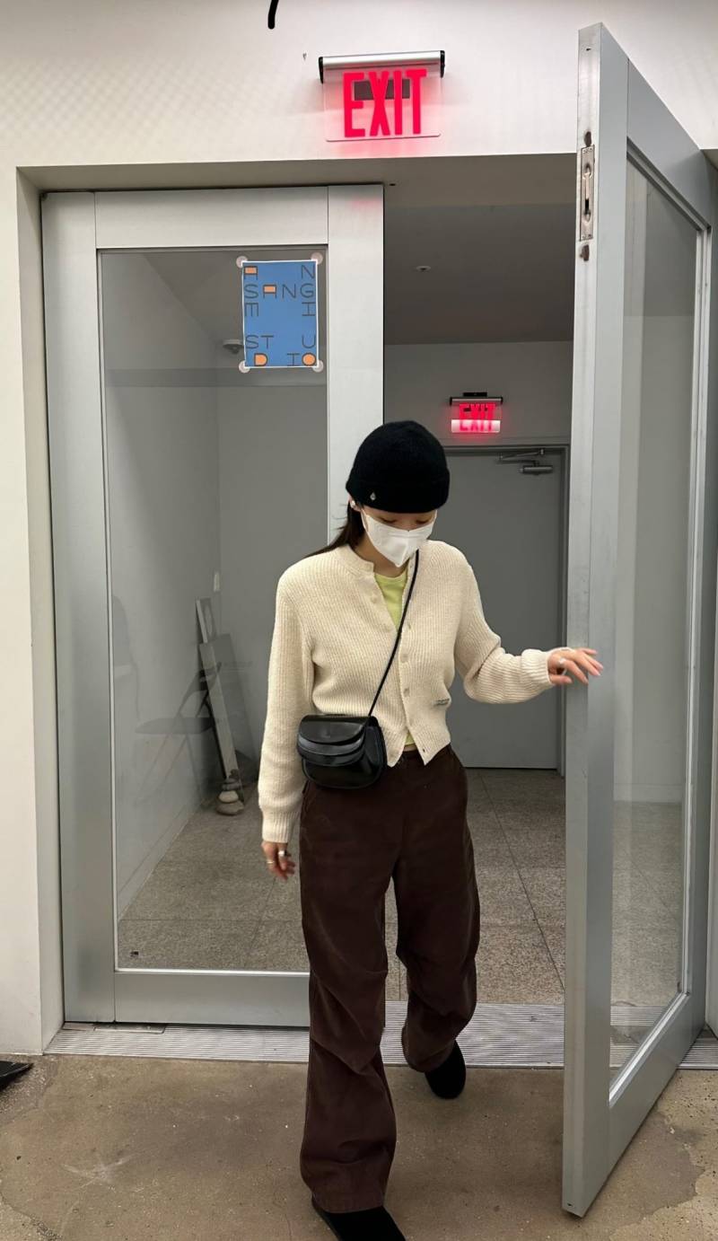 𝙅𝙊𝙉𝙉𝘼 놀랍다는 강민경 사복 변화.JPG | 인스티즈