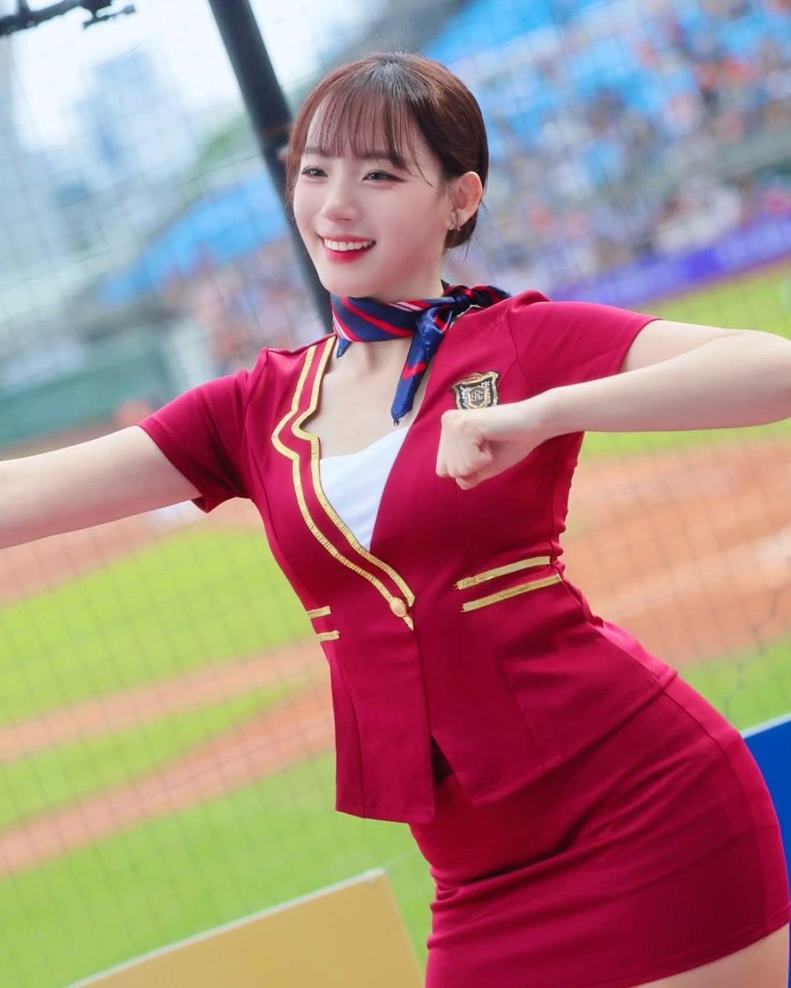 대만에서..승무원룩 하지원 치어리더.jpg | 인스티즈