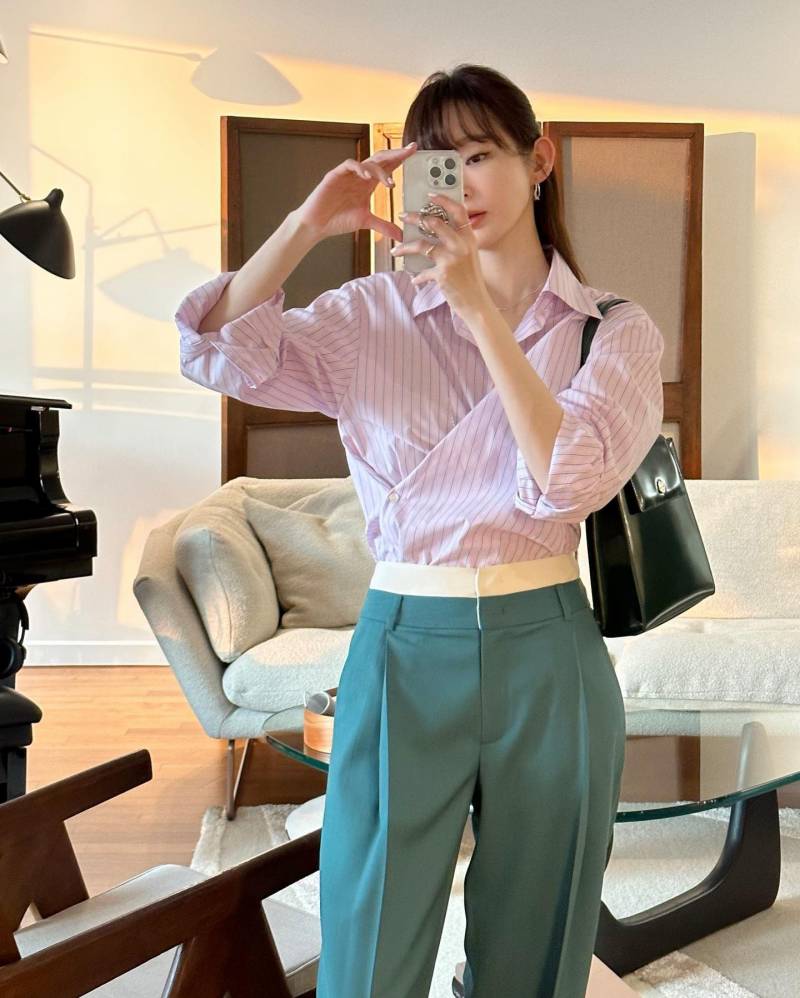 𝙅𝙊𝙉𝙉𝘼 놀랍다는 강민경 사복 변화.JPG | 인스티즈