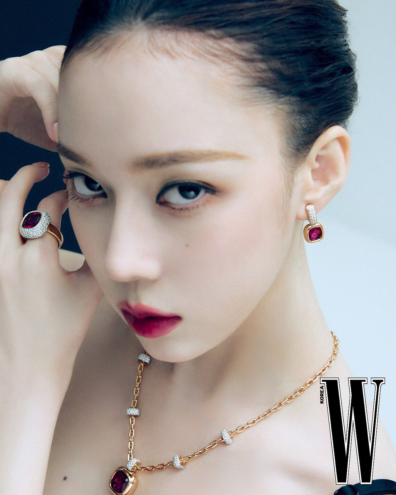 윈터 더블유 코리아 화보jpg | 인스티즈
