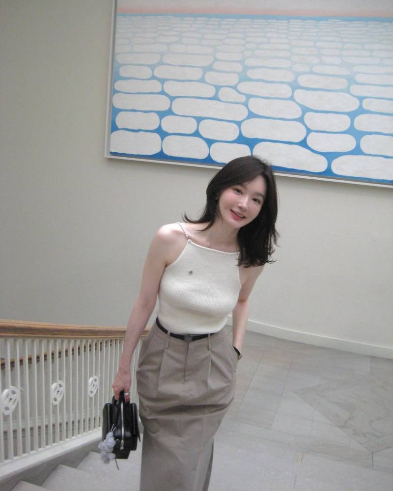 𝙅𝙊𝙉𝙉𝘼 놀랍다는 강민경 사복 변화.JPG | 인스티즈
