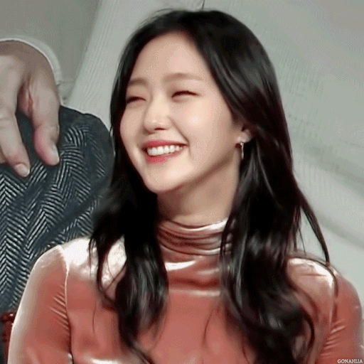 김고은 눈웃음 | 인스티즈