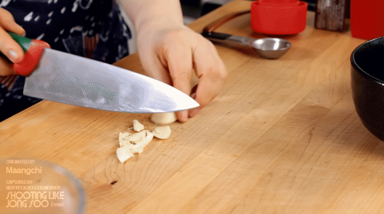 즉석 떡볶이 만들기.gif | 인스티즈