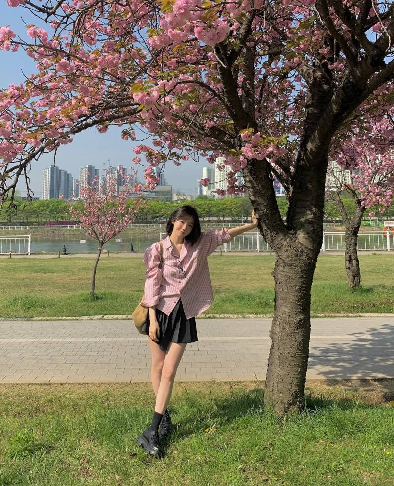 𝙅𝙊𝙉𝙉𝘼 놀랍다는 강민경 사복 변화.JPG | 인스티즈