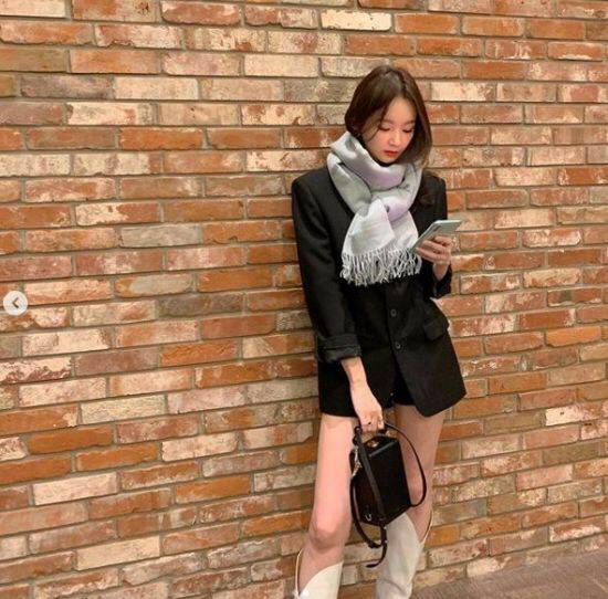 𝙅𝙊𝙉𝙉𝘼 놀랍다는 강민경 사복 변화.JPG | 인스티즈