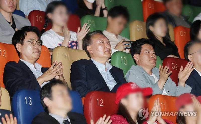 눈을 의심하게 된다는 오늘 1시간 전 뉴스.JPG | 인스티즈