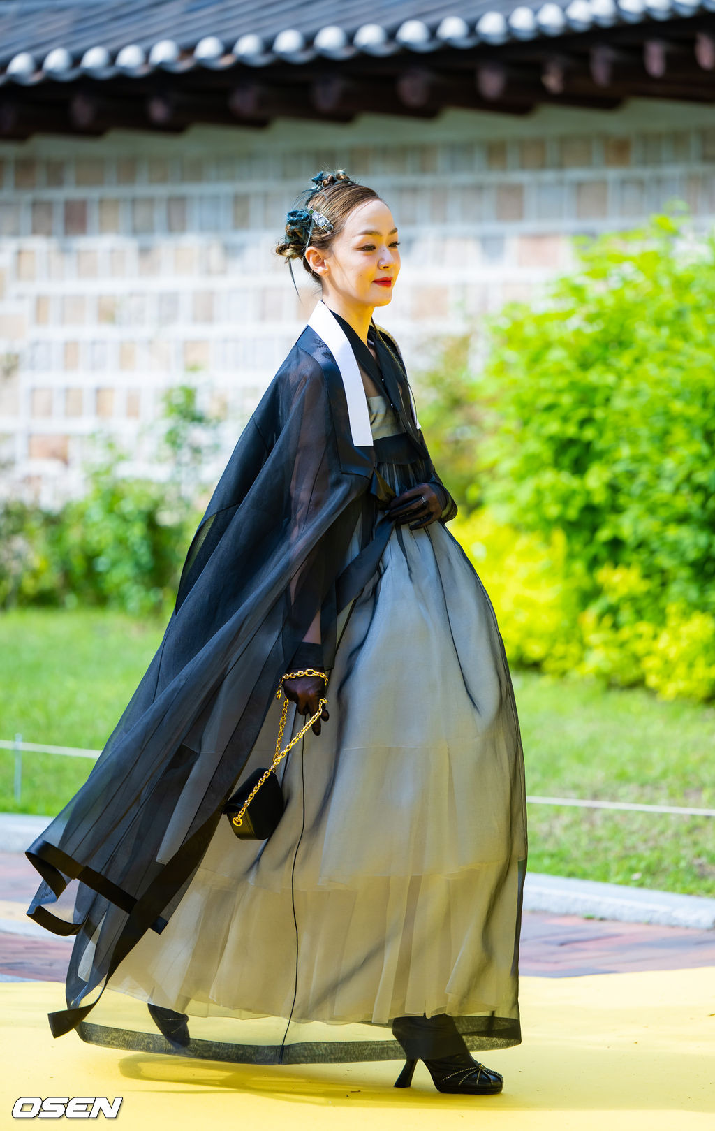 오늘 서울패션로드 자우림 김윤아 (한복 패션) | 인스티즈