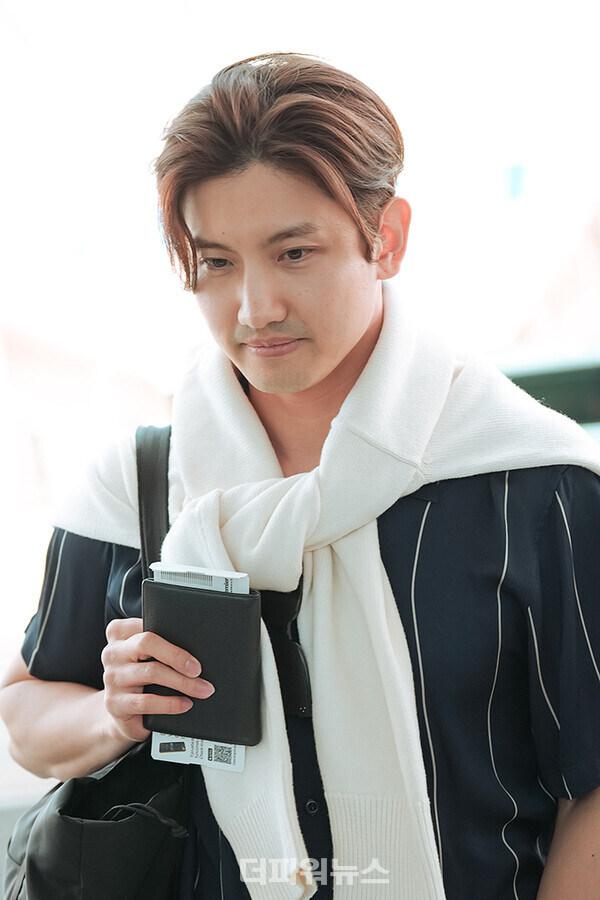 데뷔 22년차만에 처음 본다는 최강창민 볼 통통 모습 | 인스티즈