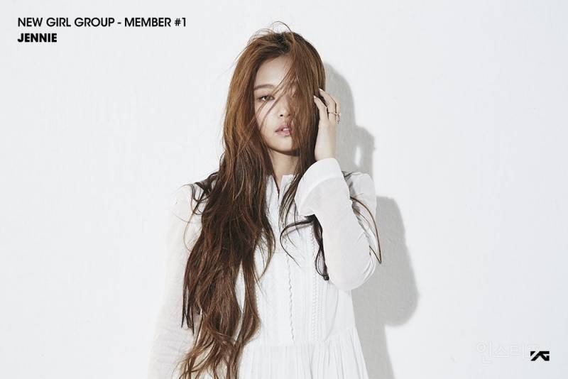 9년전 오늘 첫공개된 블랙핑크 멤버 | 인스티즈